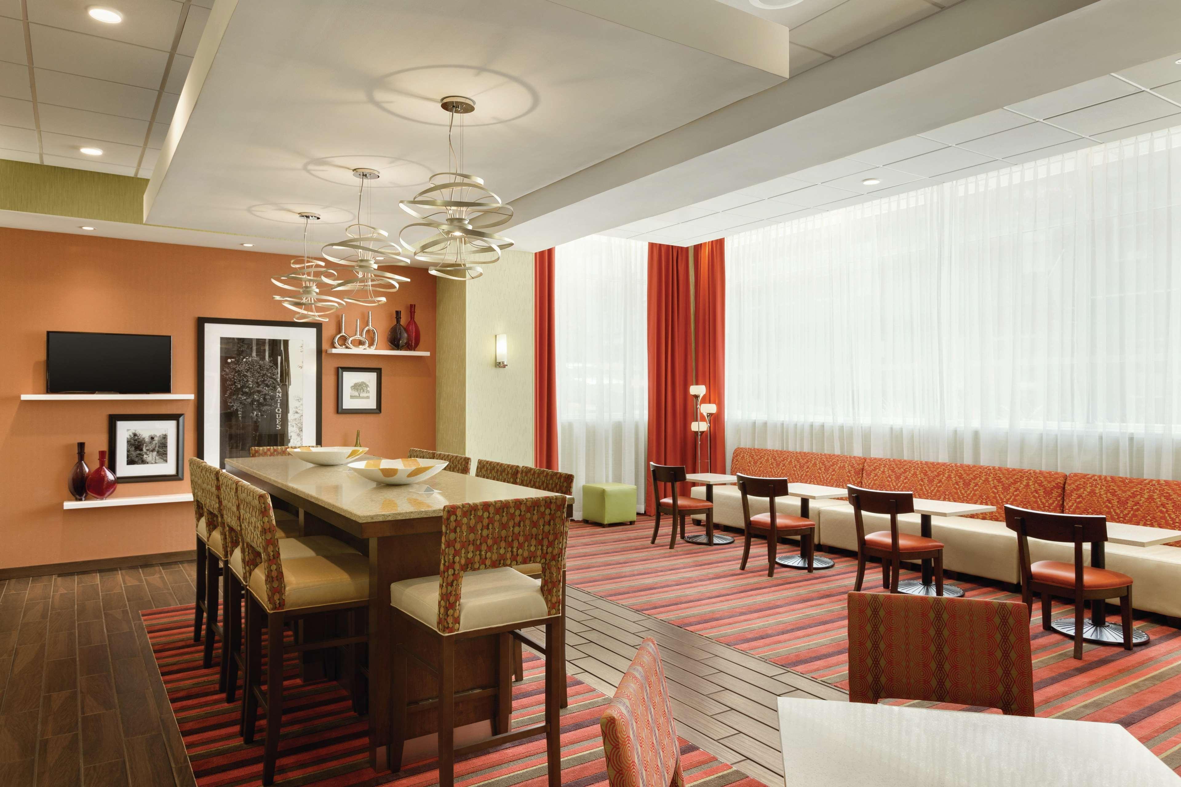 Hampton Inn, St. Albans Vt Extérieur photo